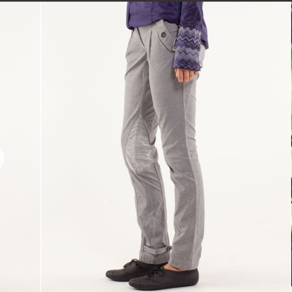 Lululemon Pedal Power Cycling Button Pants in Gray | Size 8 - Picture 5 of 13